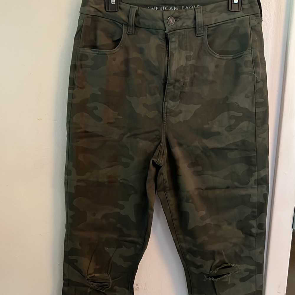 Camo American Eagle Stretchy Jeans